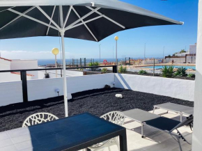 Maison vue mer avec piscine